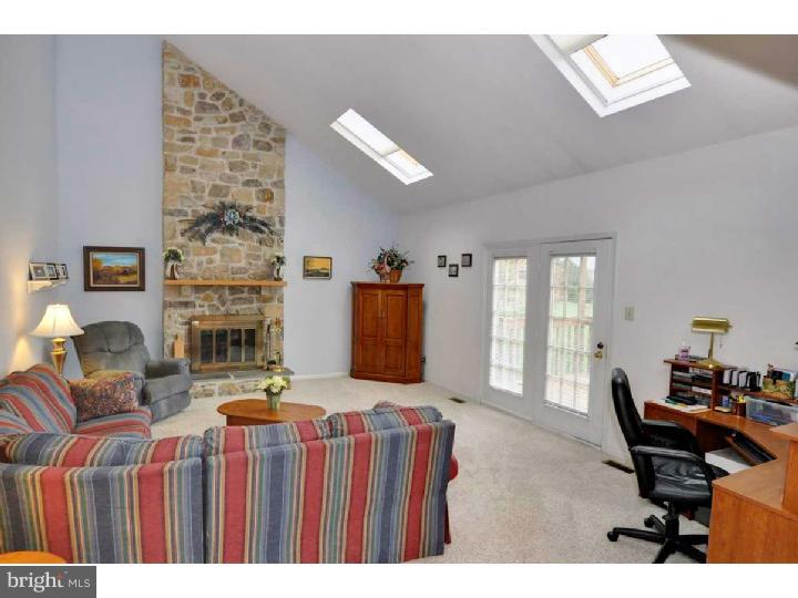261 Spring Run Lane Downingtown, PA 19335 - Photo 10 of 25 Family Room
