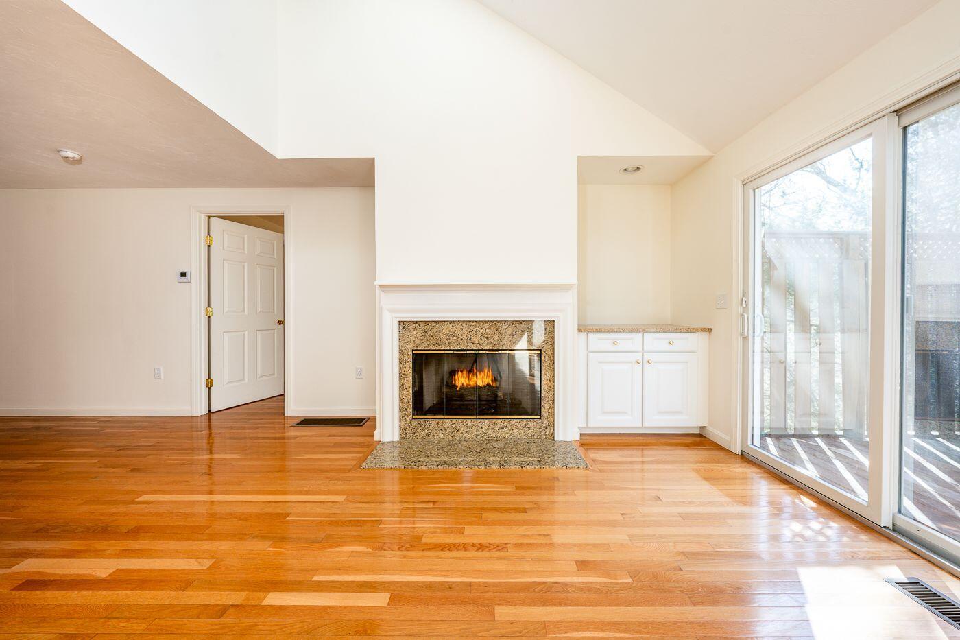 14 North Ridge Road Mashpee, MA 02649 - Photo 6 of 30 Living Room