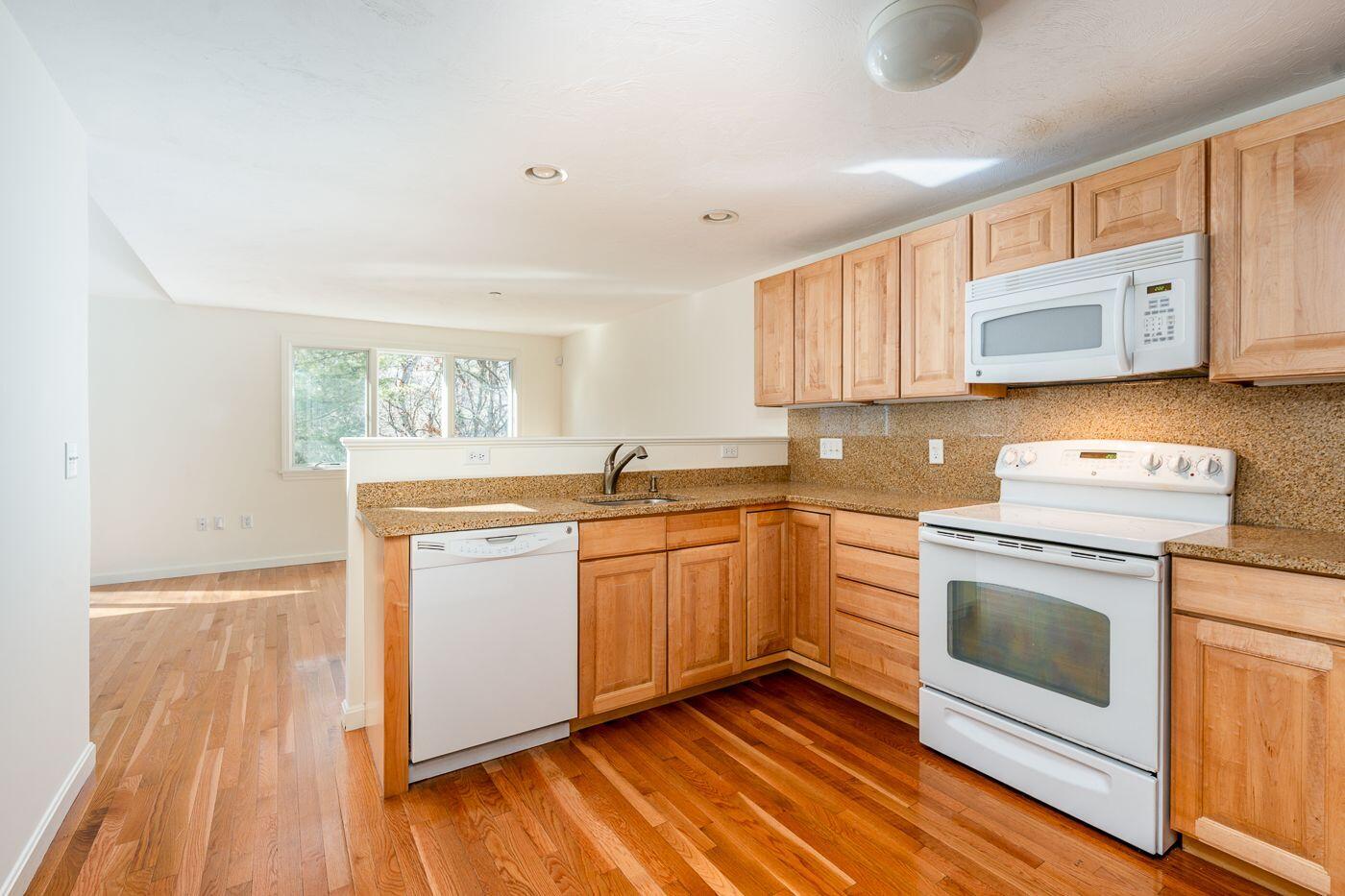 14 North Ridge Road Mashpee, MA 02649 - Photo 8 of 30 Kitchen