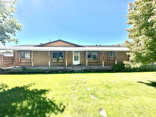 $359,000 | 2323 Failing Avenue, Baker City, OR 97814