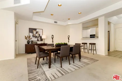 $950,000 | 3460 South Centinela Avenue, Unit 403, Los Angeles, CA 90066