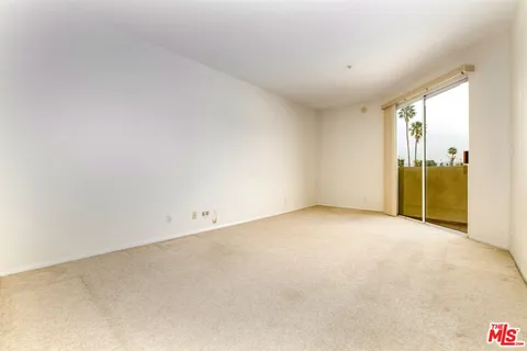 $950,000 | 3460 South Centinela Avenue, Unit 403, Los Angeles, CA 90066