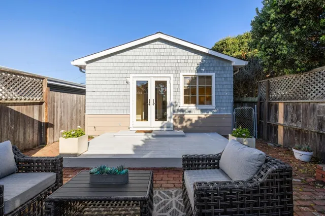 $999,000 | 84 San Jose Avenue, Pacifica, CA 94044