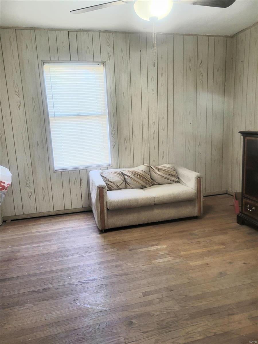 3716 Edmundson Road St. Louis, MO 63114 - Photo 7 of 10 Gallery Image 7