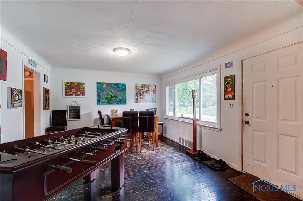 1702 Duncan Road Toledo, OH 43613 - Photo 4 of 14 Gallery Image 4