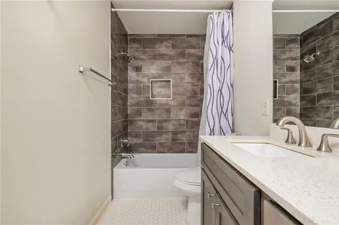 $649,900 | 183 Vanira Avenue Southeast, Atlanta, GA 30315