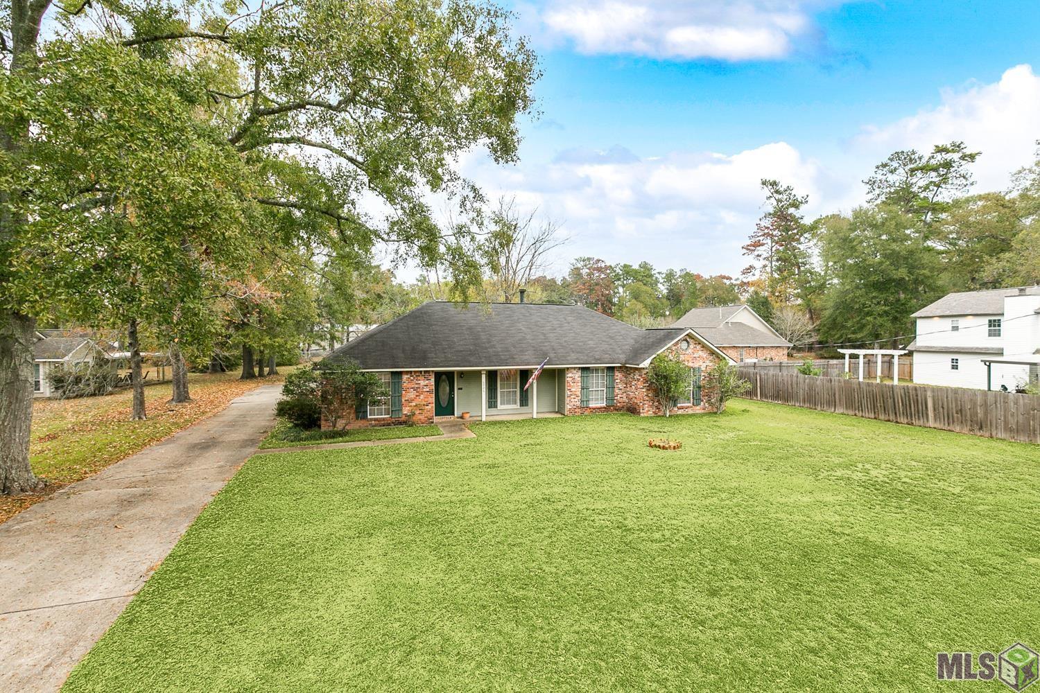 6926 Jim Rushing Road Denham Springs, LA 70706 - Photo 2 of 17 Gallery Image 2