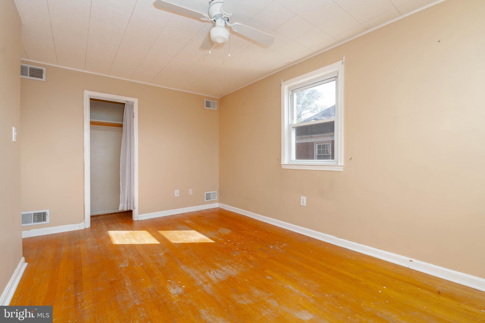 2256 Southorn Road Baltimore, MD 21220 - Photo 18 of 61 a view of an empty room with a window