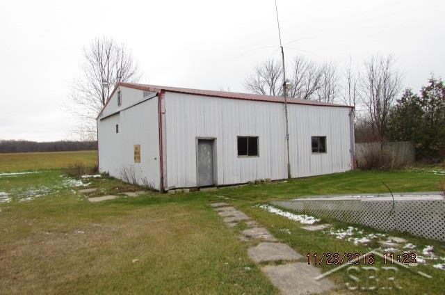 2899 Hull Road Standish, MI 48658 - Photo 2 of 16 31309592-1.JPG