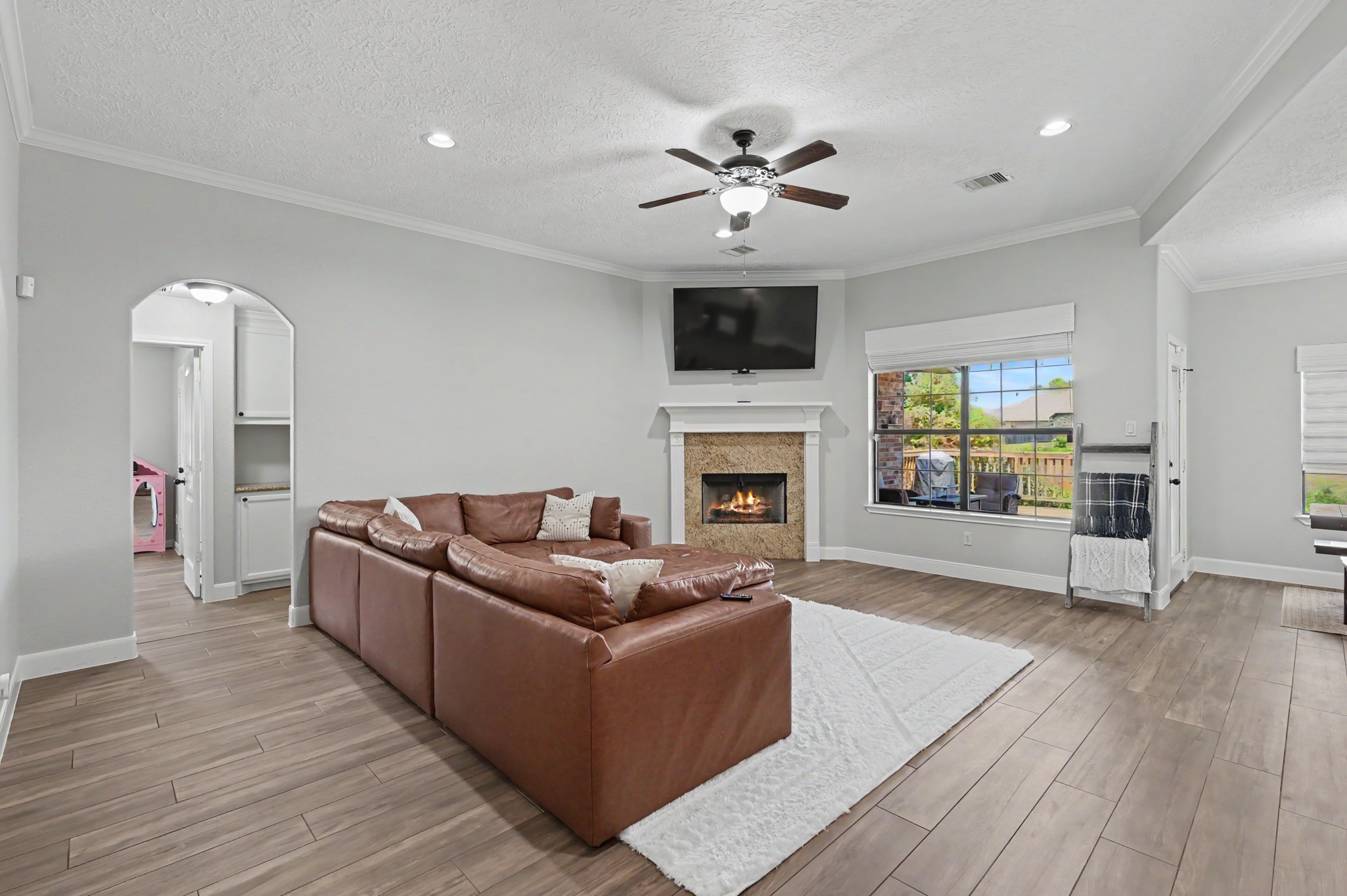 115 Racetrack Lane Montgomery, TX 77356 - Photo 10 of 41 Gallery Image 10