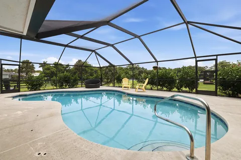 $2,000,000 | 785 Cindy Drive, Wellington, FL 33414