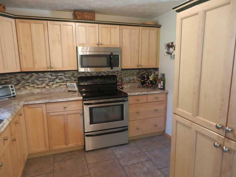 546 Hunters Path Road Bridgeville, PA 15017 - Photo 10 of 24 Kitchen.