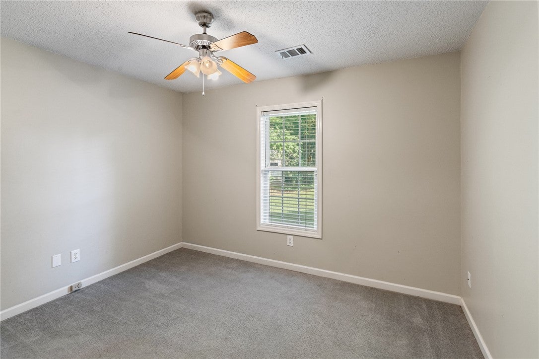 1419 Ridge Road Opelika, AL 36801 - Photo 15 of 26 Gallery Image 15