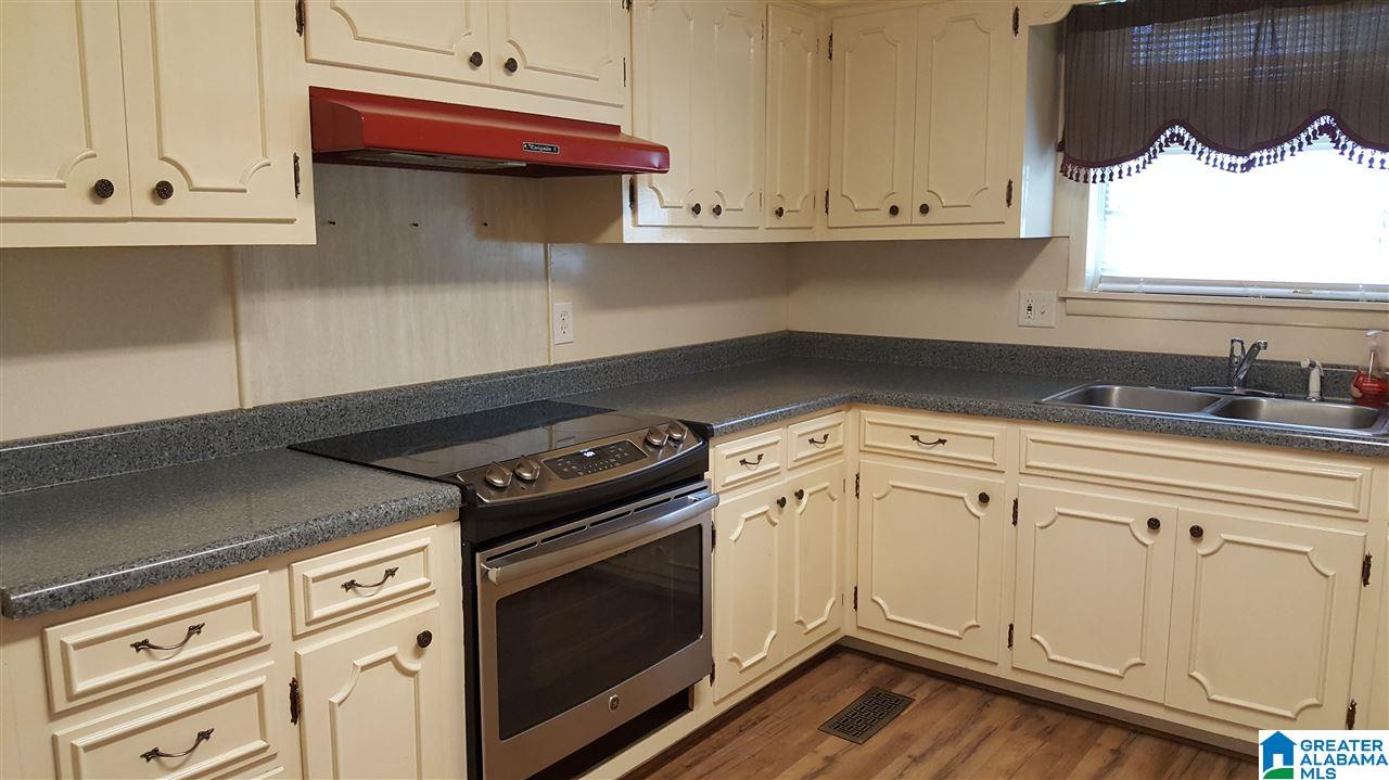 190 Dana Road Warrior, AL 35180 - Photo 6 of 25