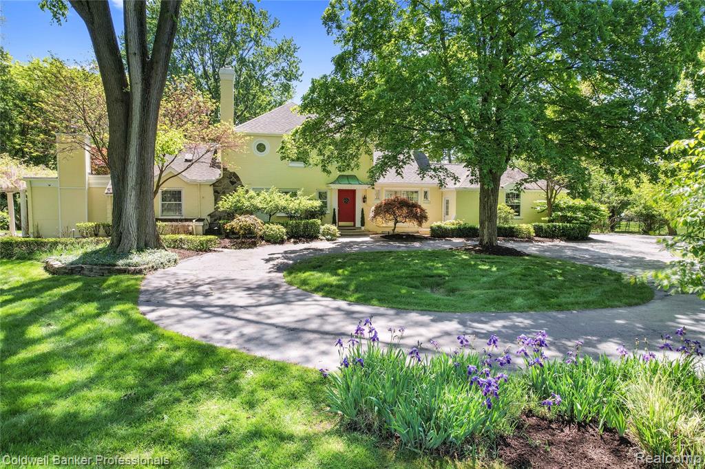 19905 Beverly Road Beverly Hills, MI 48025 - Photo 7 of 98