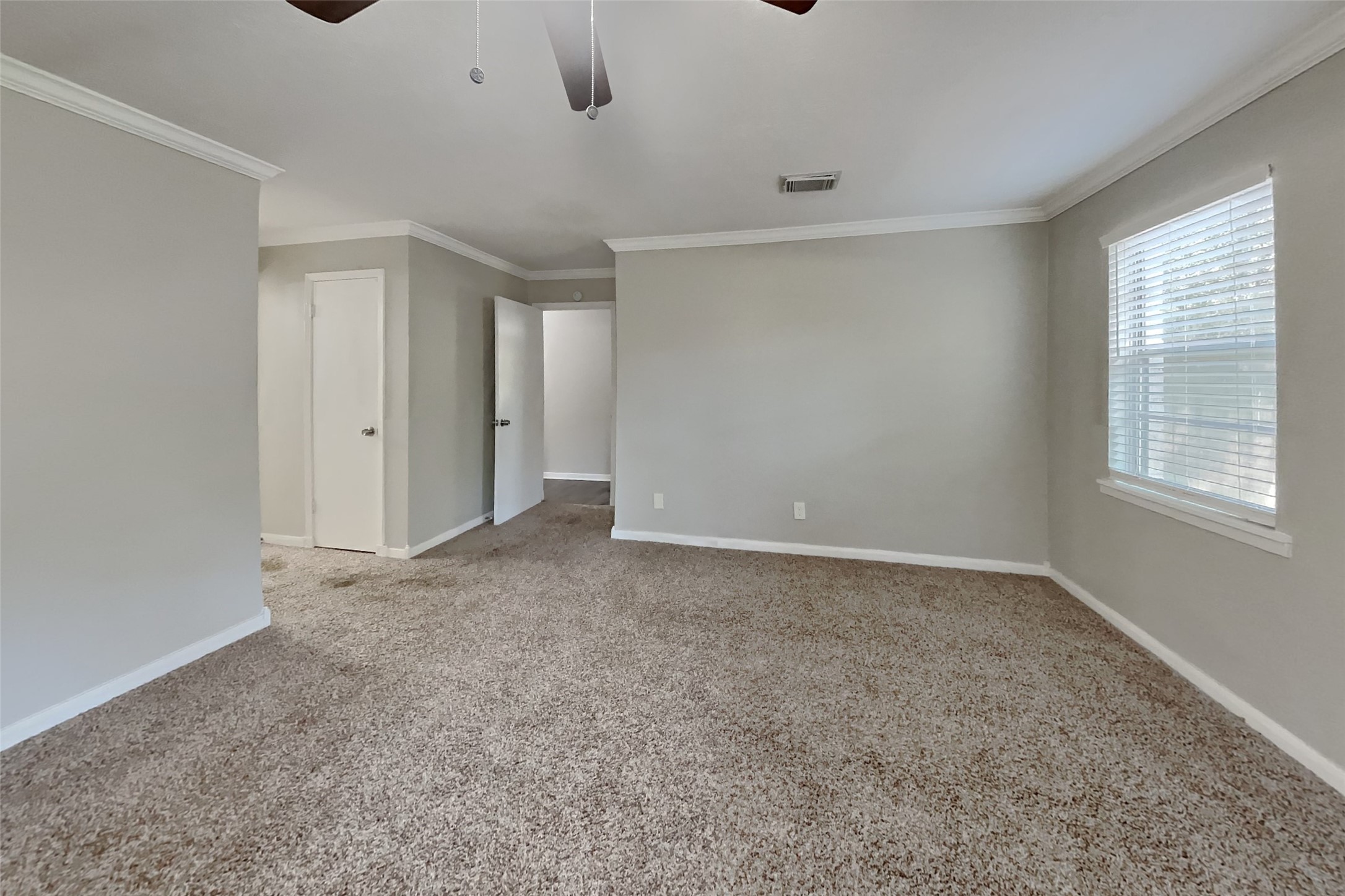 246 Spring Pines Drive Spring, TX 77386 - Photo 10 of 19 Gallery Image 10