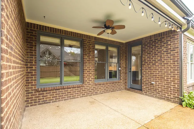 a view of an entryway