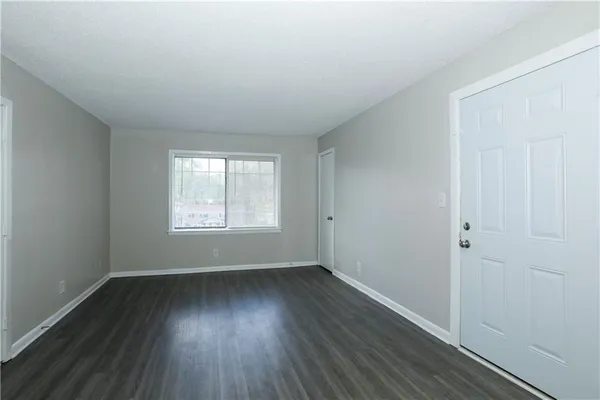 $1,100 | 2065 Alison Court Southwest, Unit 8, Atlanta, GA 30311