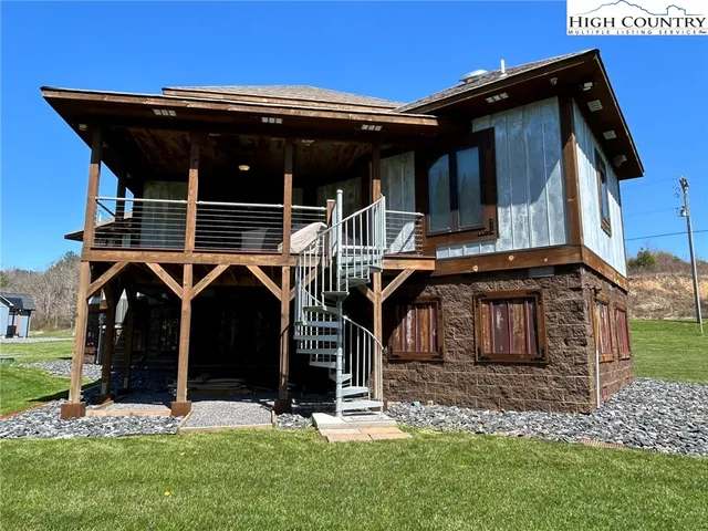 front view of house with a yard