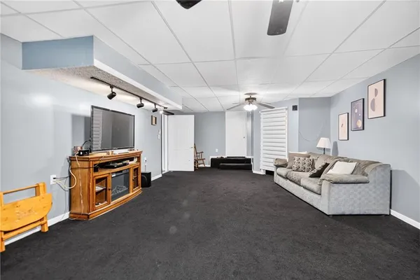 $325,000 | 2345 Tuscarawas Road, Beaver, PA 15009