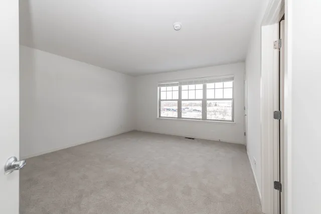 $4,018 | 21599 West Field Court, Unit 21663, Deer Park, IL 60010