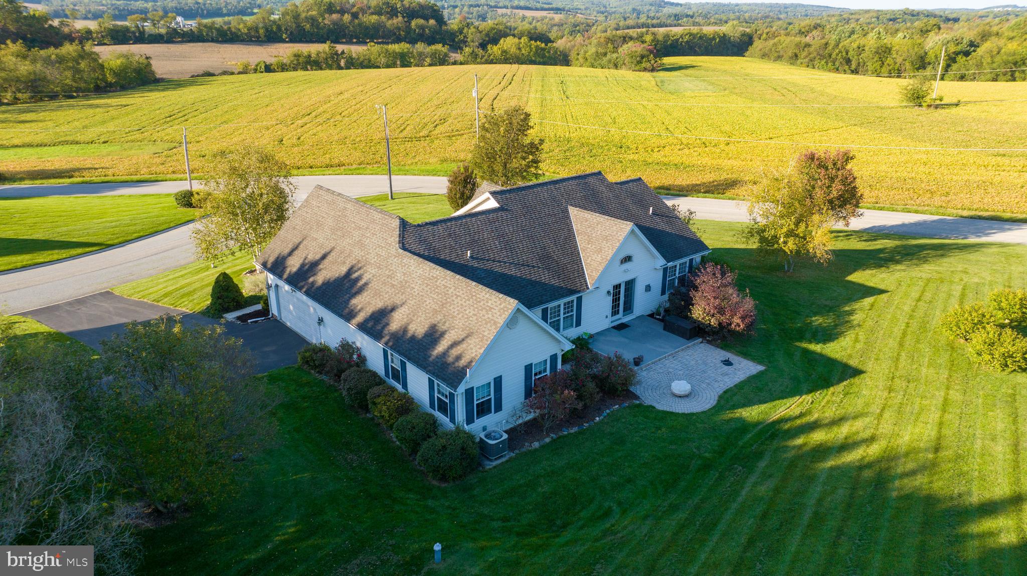 1803 Liberty Road Spring Grove, PA 17362 - Photo 3 of 36