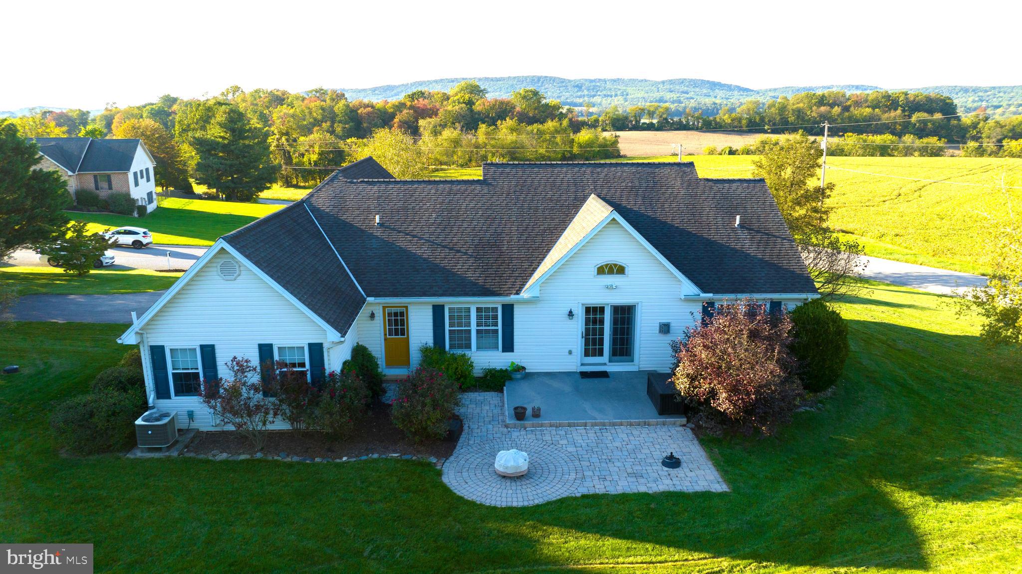 1803 Liberty Road Spring Grove, PA 17362 - Photo 5 of 36