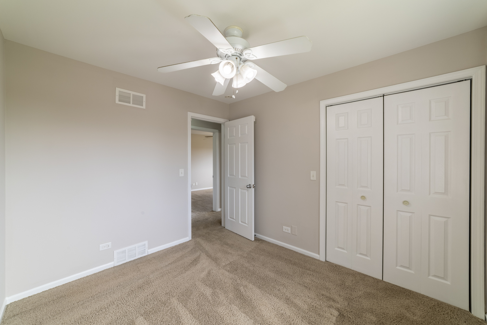 200 North Maple Street Addison, IL 60101 - Photo 43 of 95 Gallery Image 43