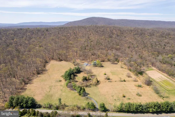 $699,000 | 777 Glengary Road, Winchester, VA 22603