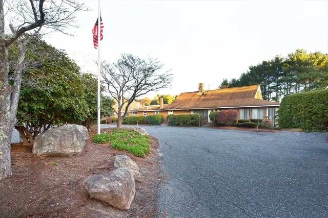 $405,000 | 11 Country Club Lane, Unit D, Milford, MA 01757