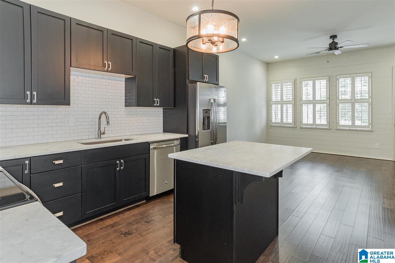 609 Rumble Avenue Birmingham, AL 35213 - Photo 8 of 24