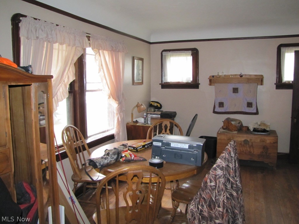 6873 Center Road Valley City, OH 44280 - Photo 4 of 7 dining room