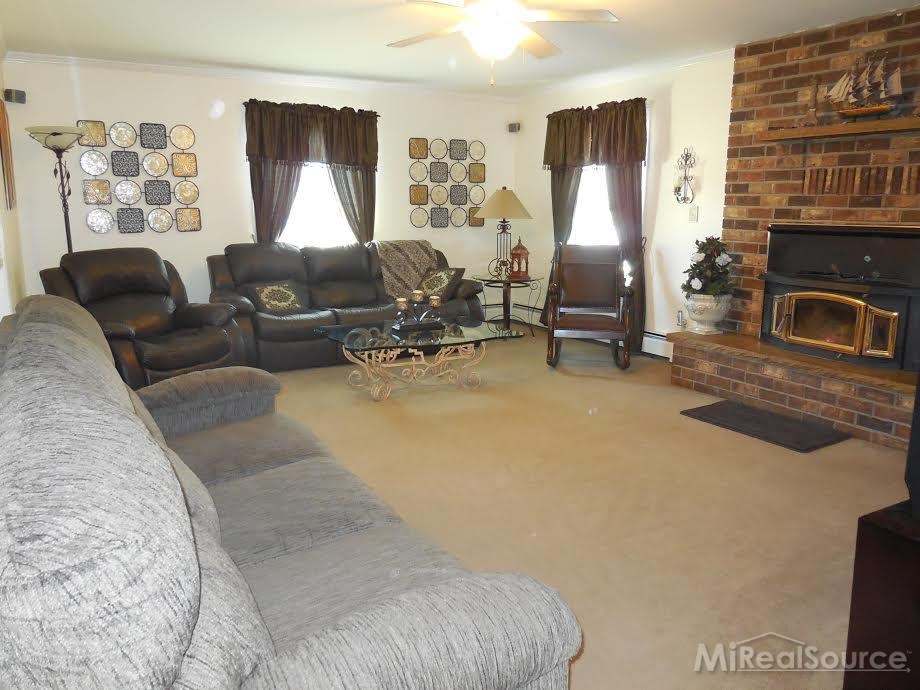 20290 29 Mile Road Ray, MI 48096 - Photo 5 of 8