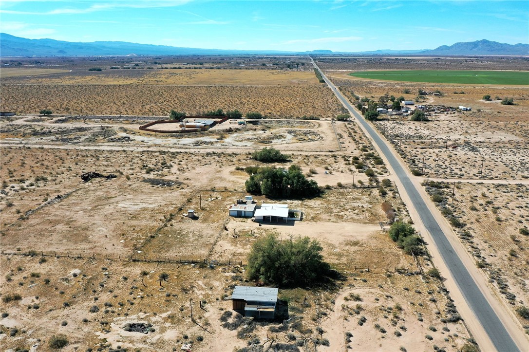 47631 Valley Center Road Newberry Springs, CA 92365 - Photo 31 of 40