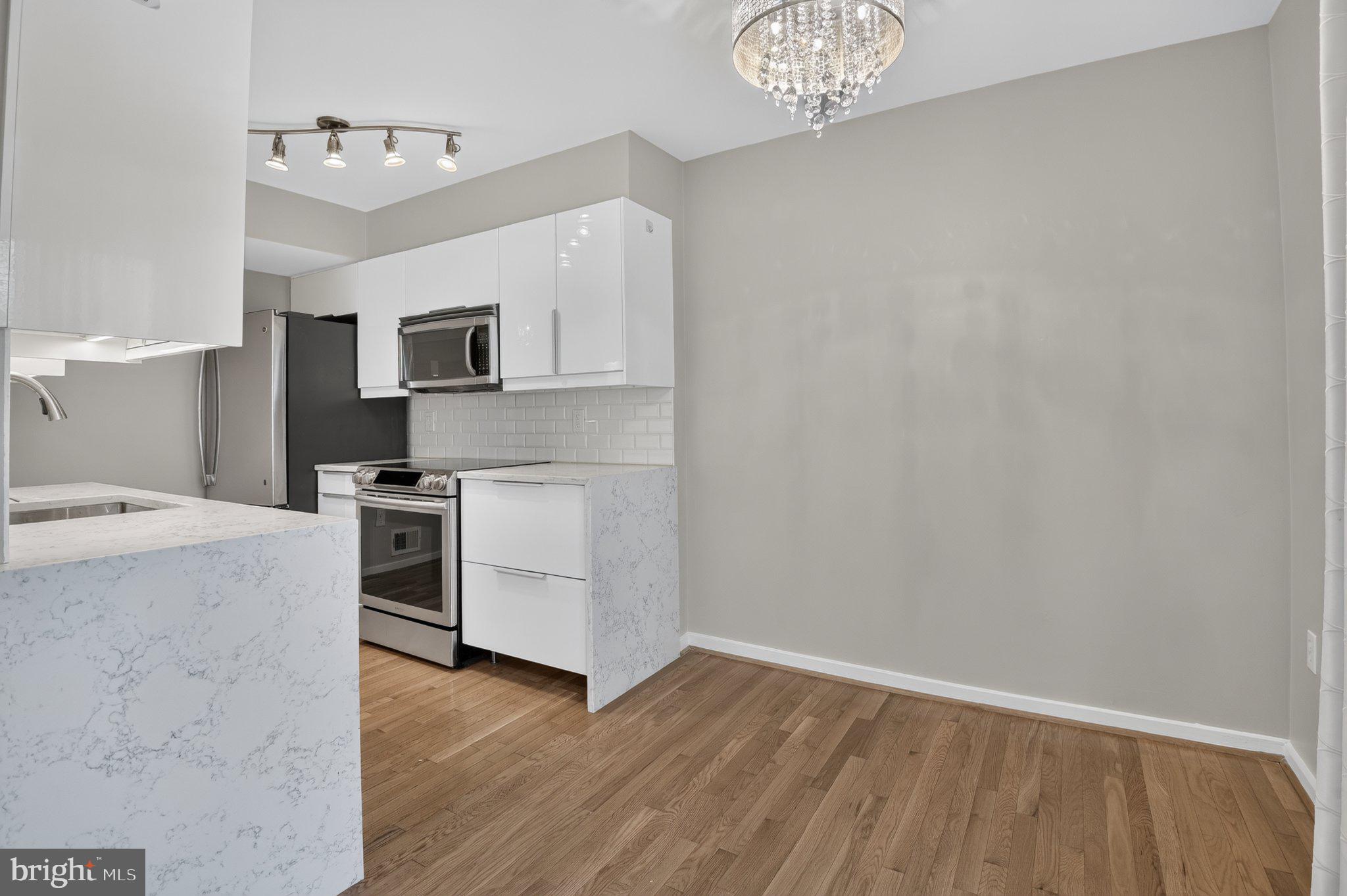 18722 Pier Point Place Gaithersburg, MD 20886 - Photo 5 of 25