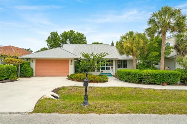 $524,999 | 400 Tortuga Drive, Nokomis, FL 34275