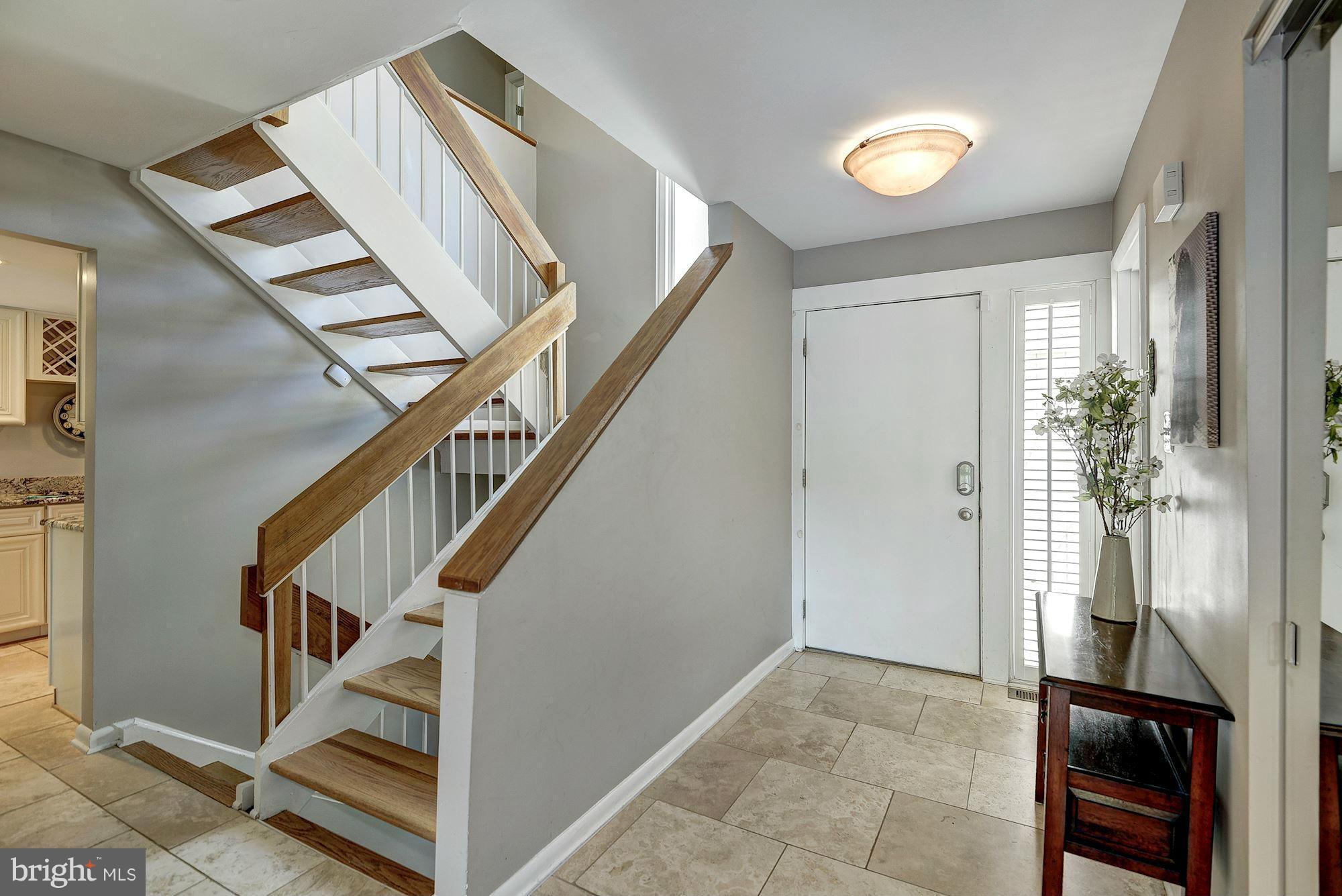 1620 Waters Edge Lane Reston, VA 20190 - Photo 4 of 30 a view of entryway