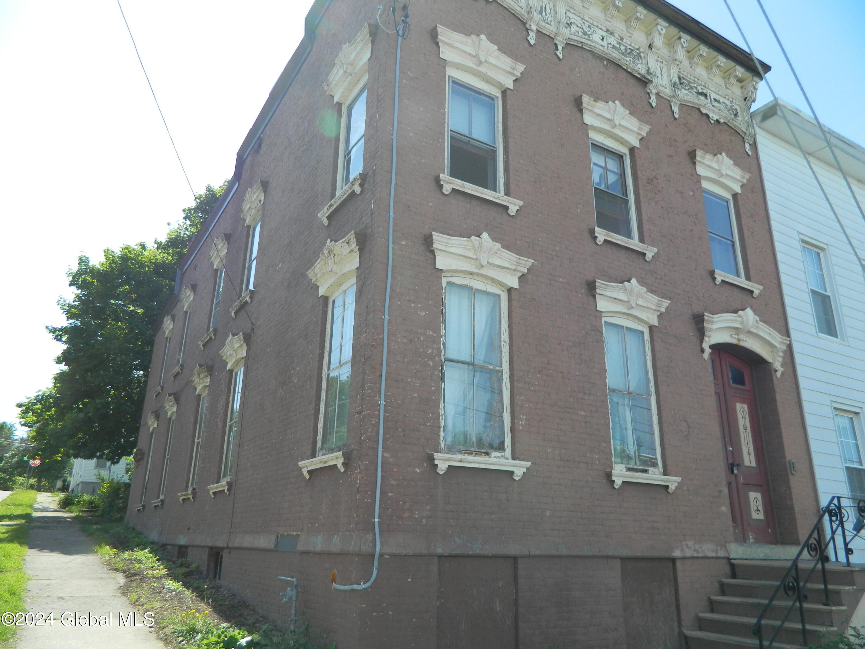 840 2nd Street Rensselaer, NY 12144 - Photo 1 of 31 1a