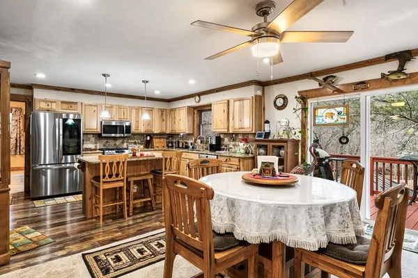 $400,000 | 78 Hideaway Cove, Hayesville, NC 28904