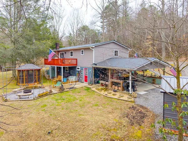 $400,000 | 78 Hideaway Cove, Hayesville, NC 28904