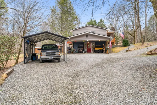 $400,000 | 78 Hideaway Cove, Hayesville, NC 28904