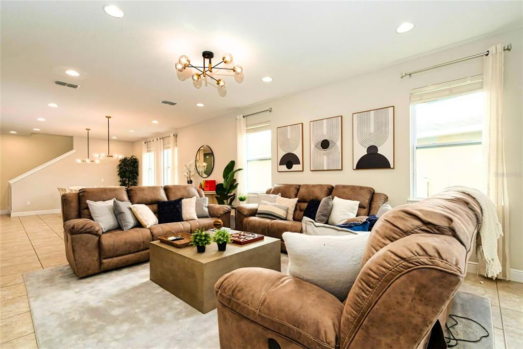 7657 Wilmington Loop Kissimmee, FL 34747 - Photo 3 of 78