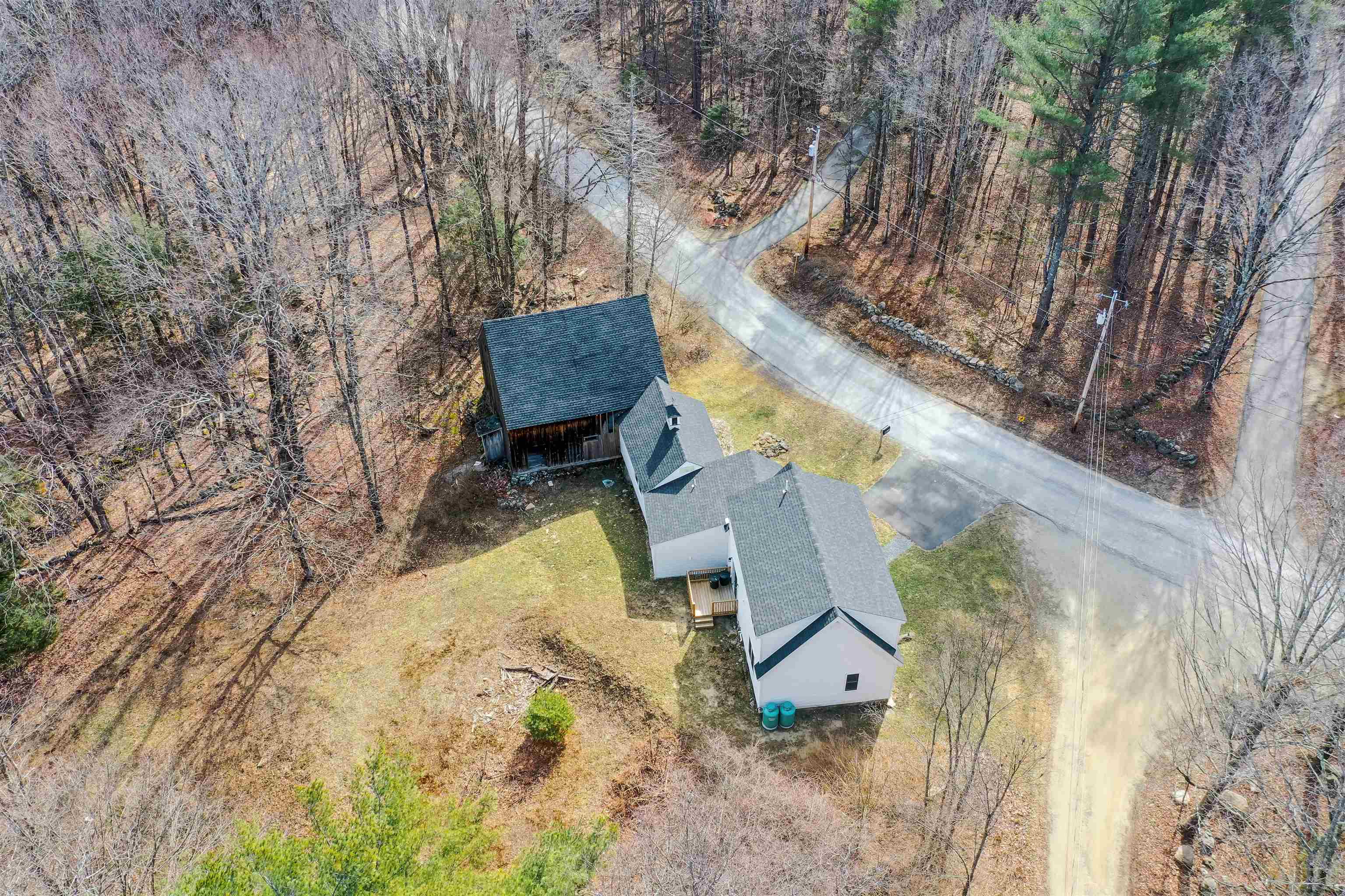 8 Cross Road Mont Vernon, NH 03057 - Photo 25 of 30