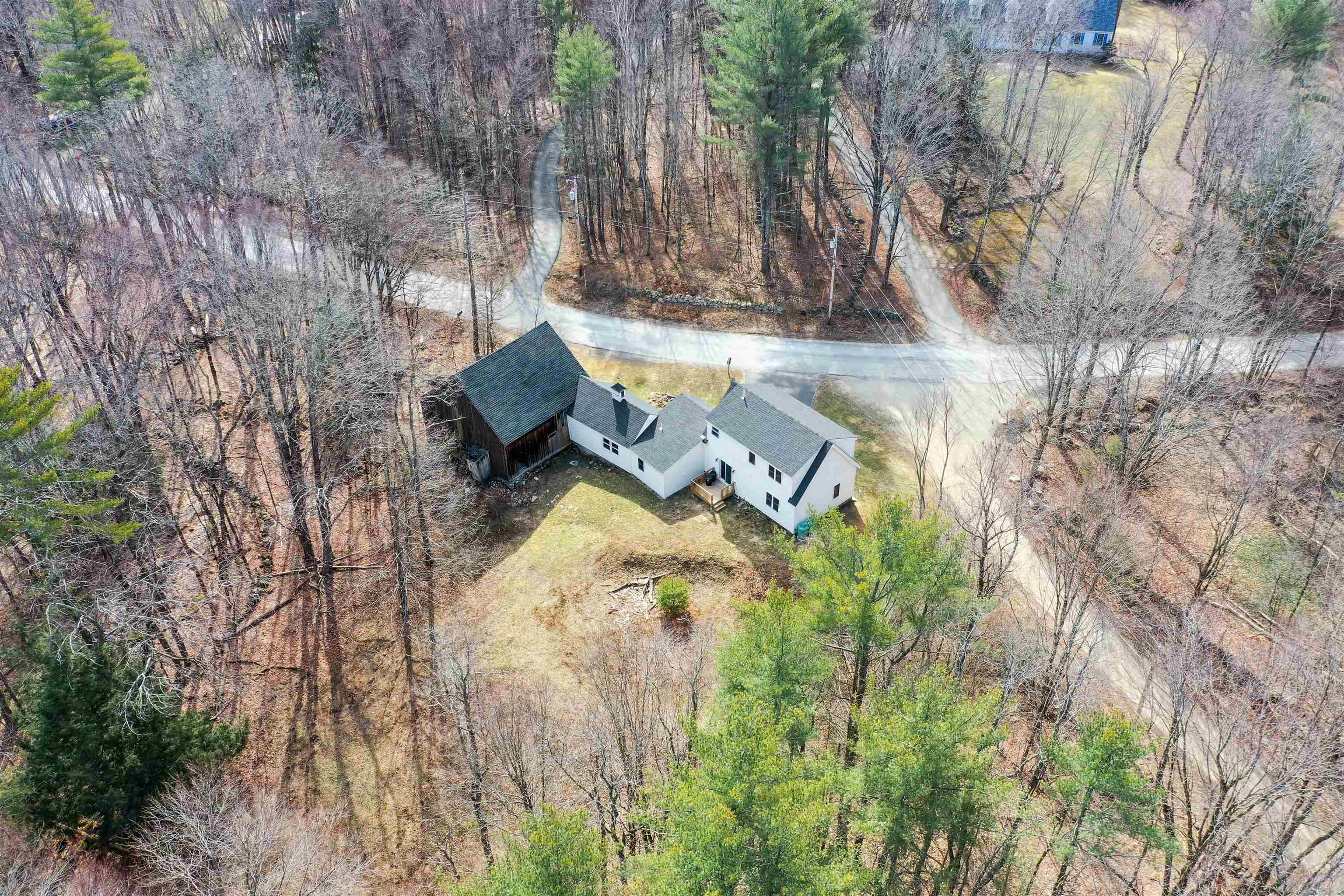 8 Cross Road Mont Vernon, NH 03057 - Photo 26 of 30