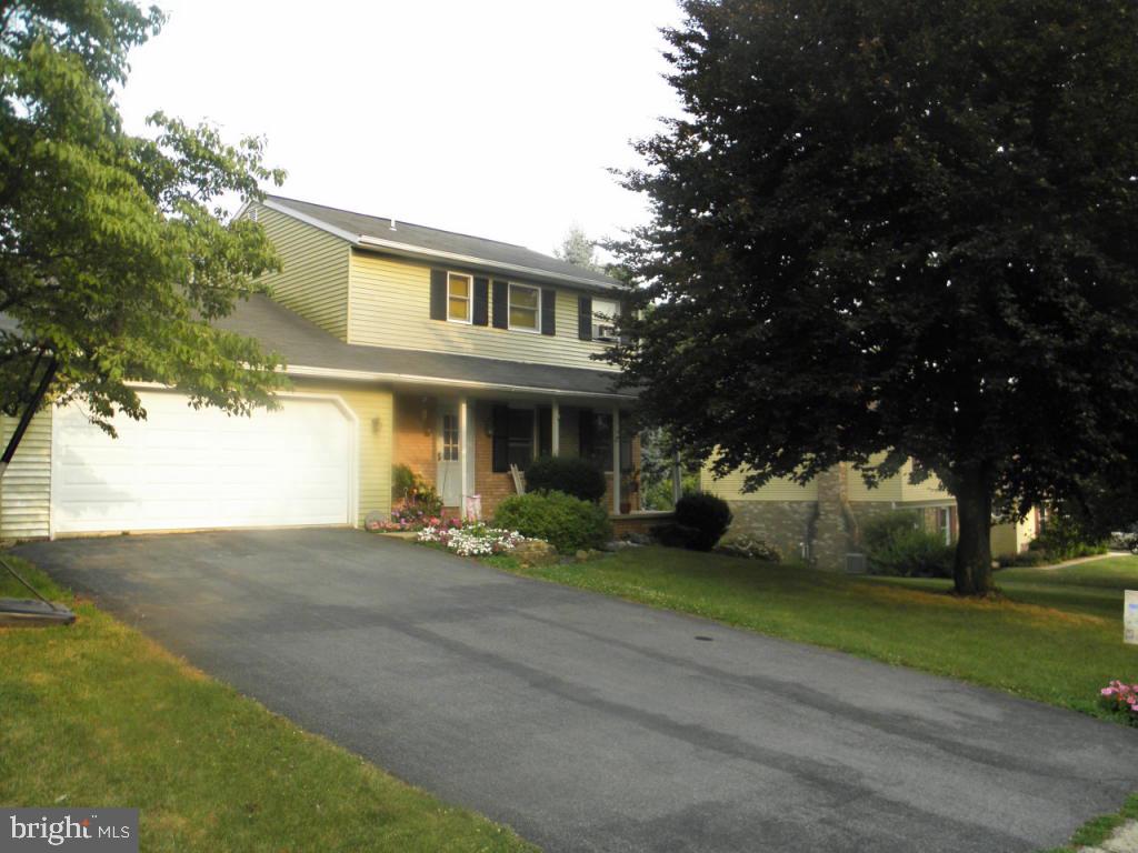 1814 North Eden Road Lancaster, PA 17601 - Photo 1 of 12