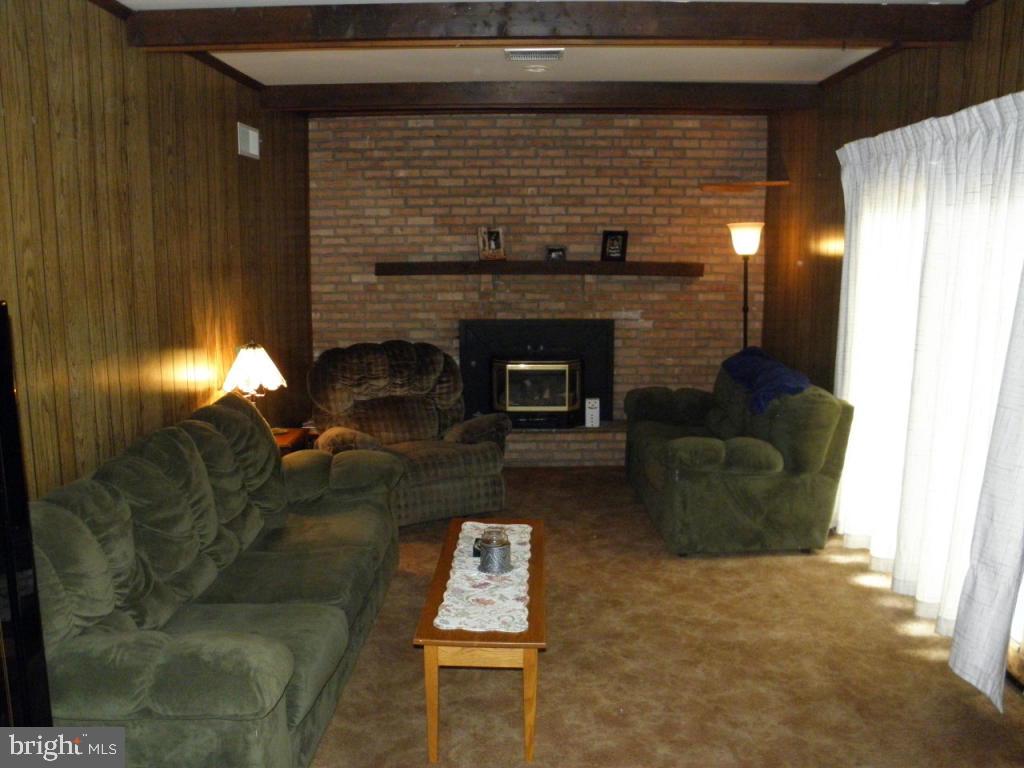 1814 North Eden Road Lancaster, PA 17601 - Photo 5 of 12
