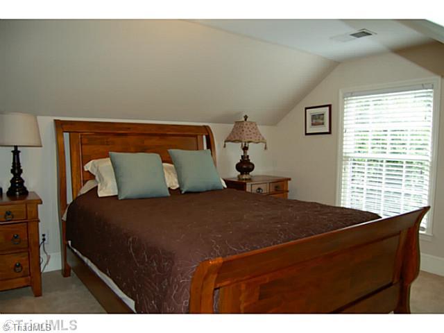 807 Dover Road Greensboro, NC 27408 - Photo 14 of 16 4th Bedroom.