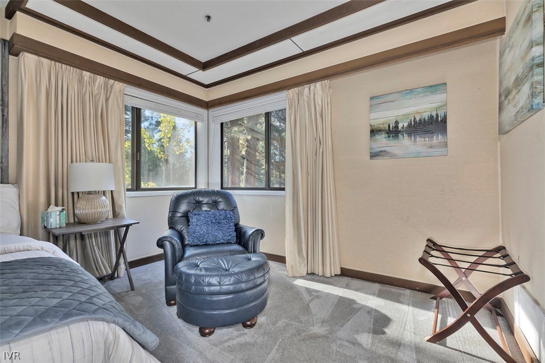 333 Ski Way, Unit 277 Incline Village, NV 89451 - Photo 13 of 33 a living room with furniture