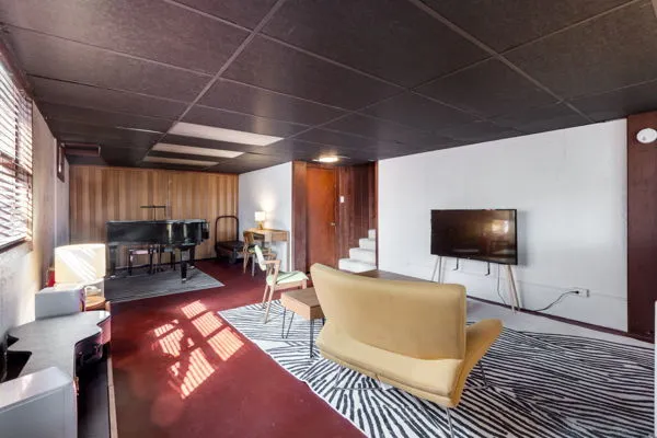 $485,000 | 51 Wilcox Avenue, Elgin, IL 60123