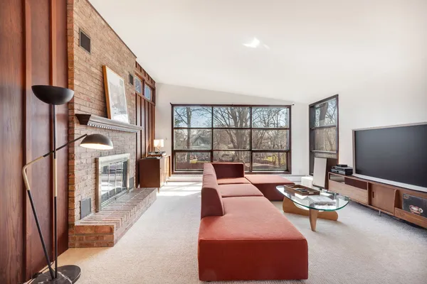 $485,000 | 51 Wilcox Avenue, Elgin, IL 60123